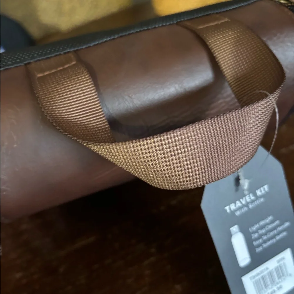 Penguin travel kit men’s